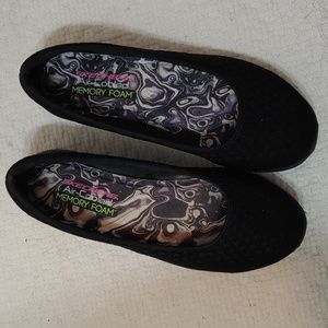 Skechers Black Flats Comfortable Slip-On Loafers